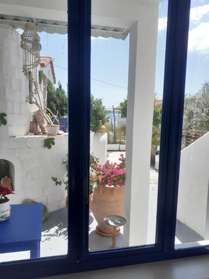 Blue On The Beach Poros Town Екстер'єр фото